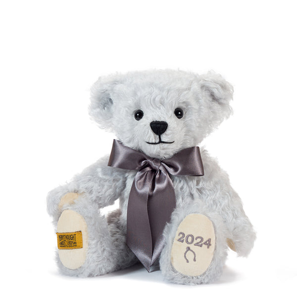 YearBear24ProfileWebTemp_grand